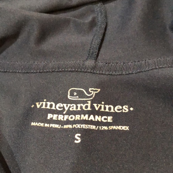 Vineyard Vines performance half zip hooded pullover, size small - Picture 9 of 11